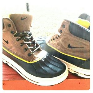 Kids Nike ACG Boots